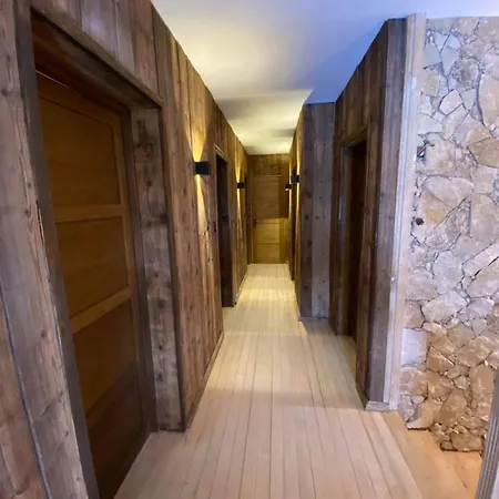 Maison Accueillante Avec Sauna Et Jacuzzi A Hébergement de vacances
